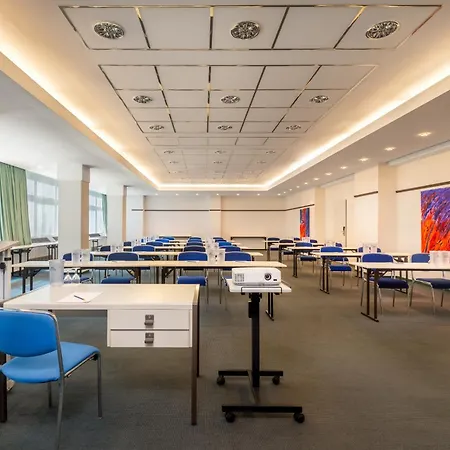 Wyndham Garden Koblenz 4* Lahnstein