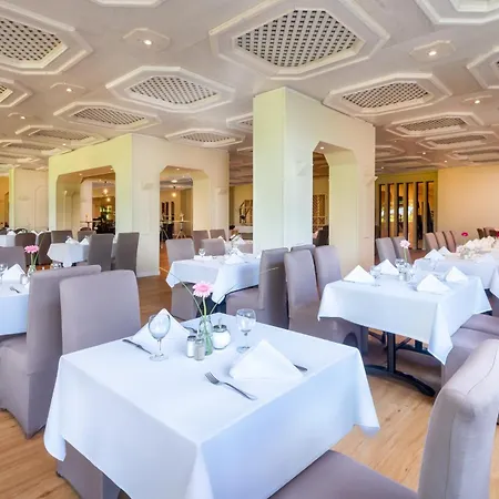 Wyndham Garden Lahnstein Otel