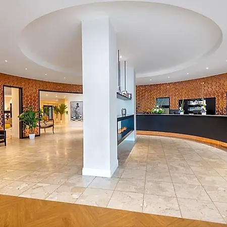 Hotel Wyndham Garden Lahnstein 4*