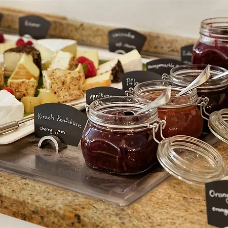 Szálloda Wyndham Garden Lahnstein 4*