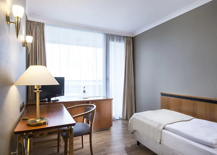 호텔 Wyndham Garden Lahnstein 4*