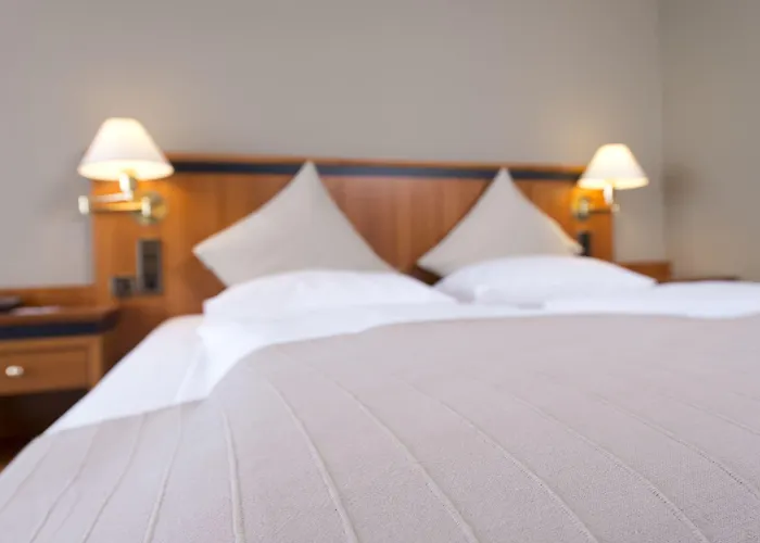 Wyndham Garden Lahnstein מלון 4*