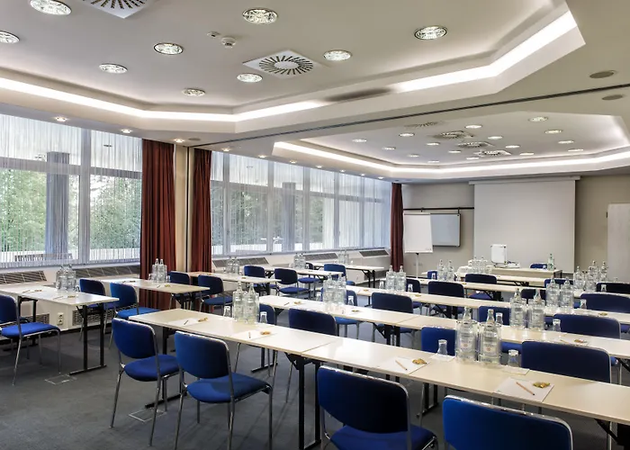 호텔 Wyndham Garden Lahnstein 4*