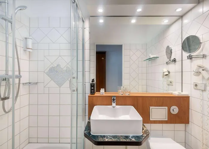 Wyndham Garden Lahnstein מלון קובלנץ